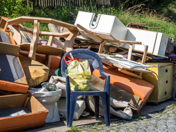 Best Construction Debris Removal  in Okemos, MI